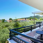 Paradise بيت ضيافة لايميناس